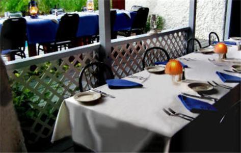 Fort Recovery Villa Suites Hotel Freshwater Pond Exterior foto