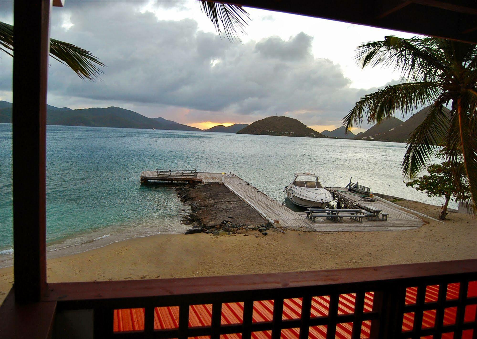 Fort Recovery Villa Suites Hotel Freshwater Pond Exterior foto